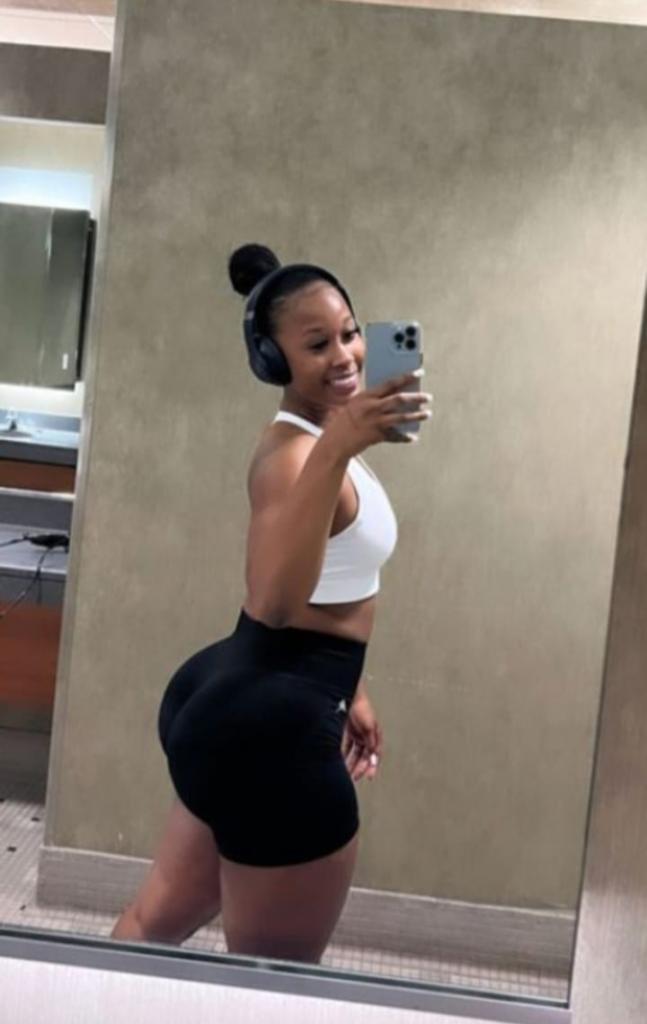 Chica busca chico en Granada: 