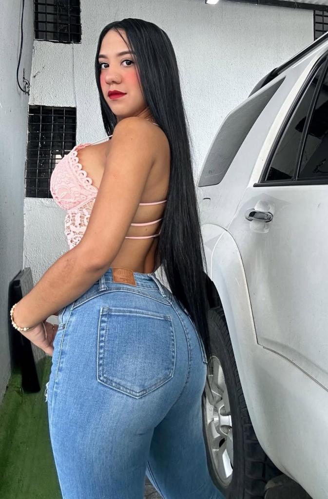 657130939: Chica busca chico en Ávila