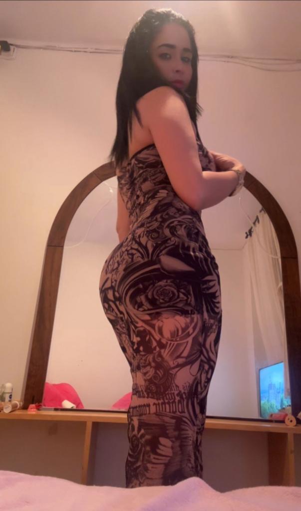 742055537: Chica busca chico en Zaragoza