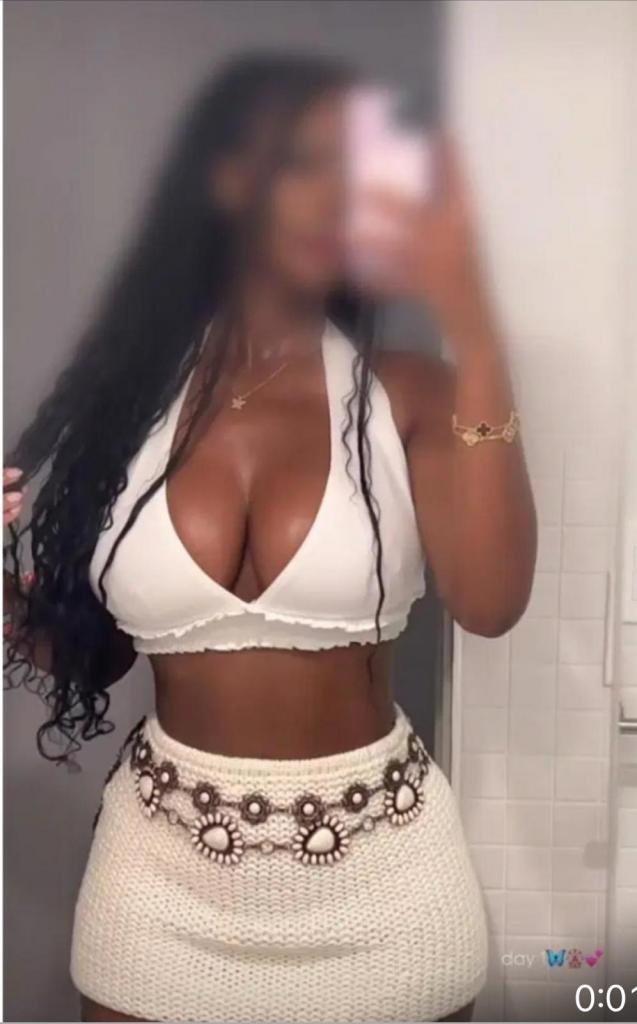 Chica busca chico en La Coruña: 