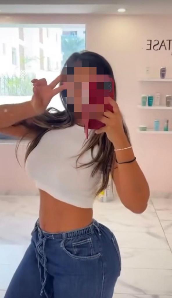 Chica busca chico en Tenerife: 