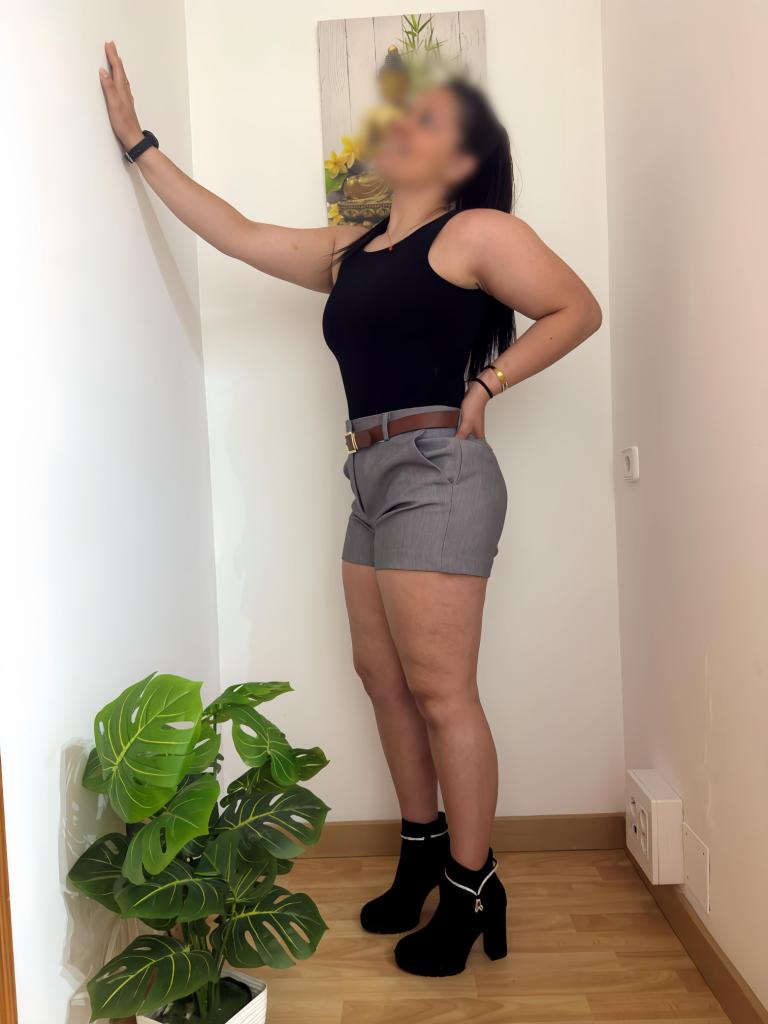 607301793: Chica busca chico en Mallorca