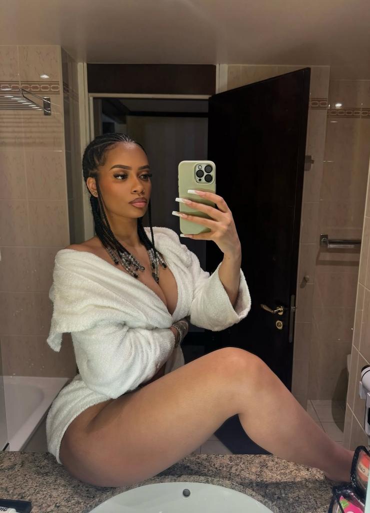 Chica busca chico en Granada: 