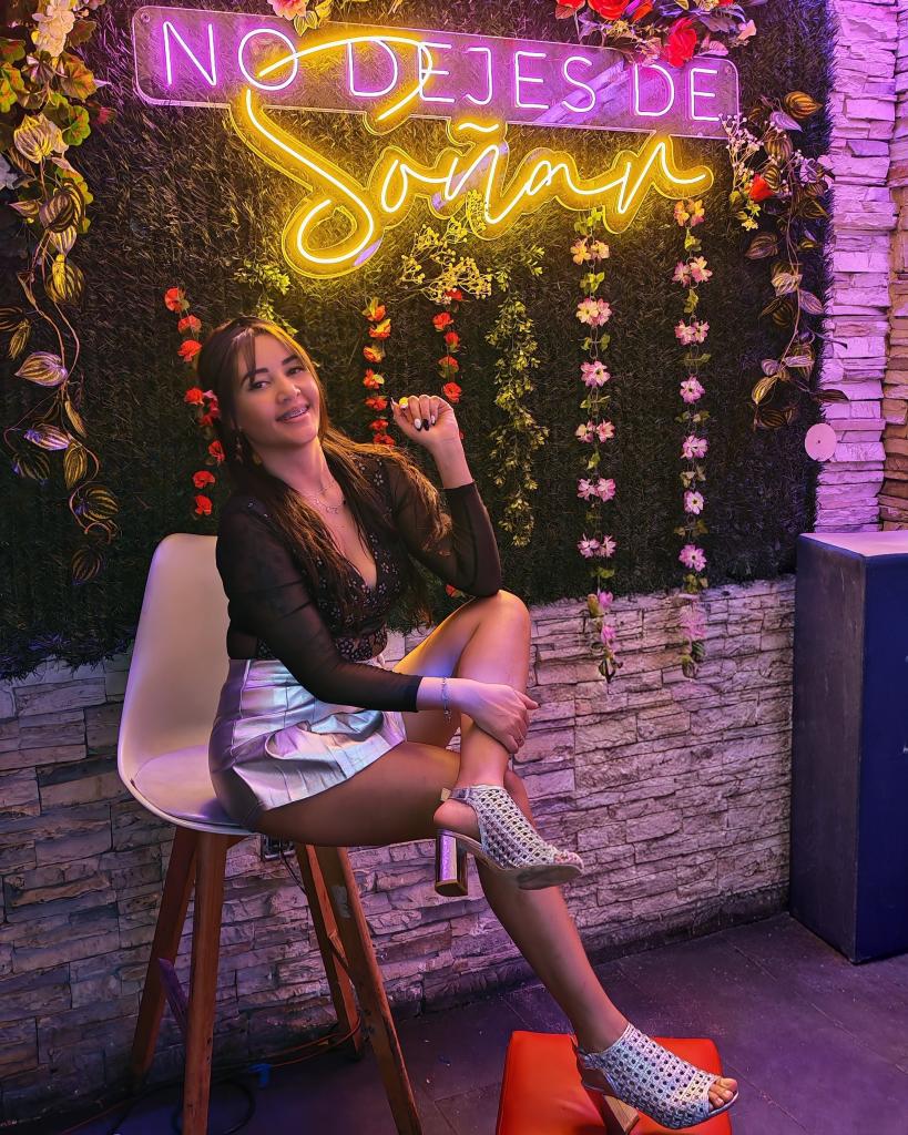 Chica busca chico en Murcia: 