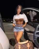 665317787: Chica busca chico en Barcelona