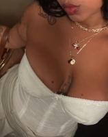 614938310: Chica busca chico en La Coruña