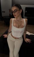 644784505: Chica busca chico en Mallorca