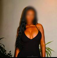 643298235: Chica busca chico en Gerona