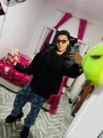 610882979: Chico busca chica en Cádiz