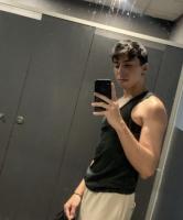 672954244: Chico busca chica en Madrid