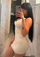 647315397: Chica busca chico en Madrid