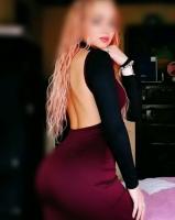 631767688: Chica busca chico en Barcelona