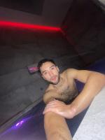 615288072: Chico busca chica en Valencia