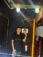 664538947: Chico busca chica en Cádiz