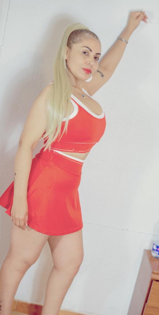 Chica busca chico en Granada: 