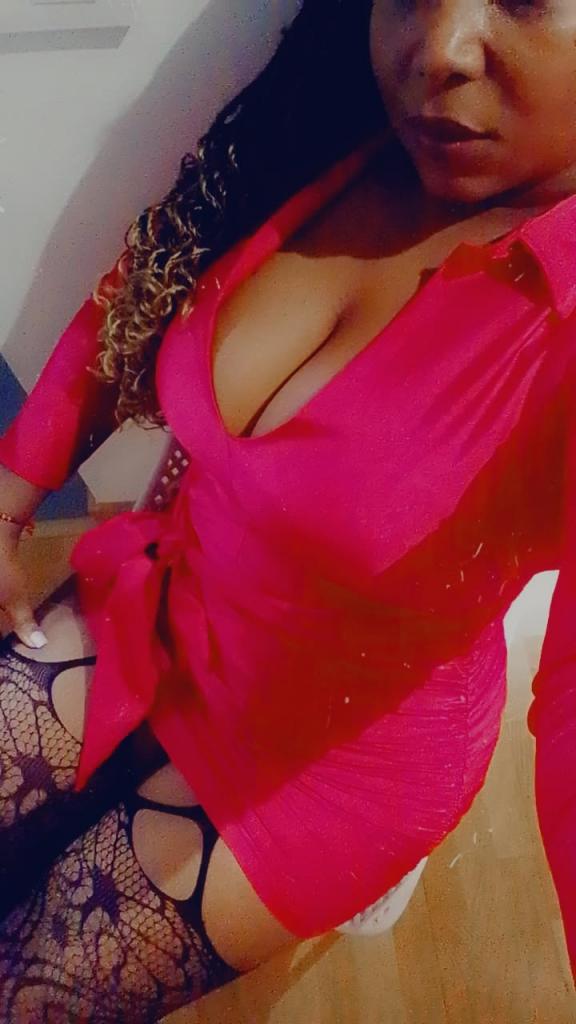 Chica busca chico en Lérida: 