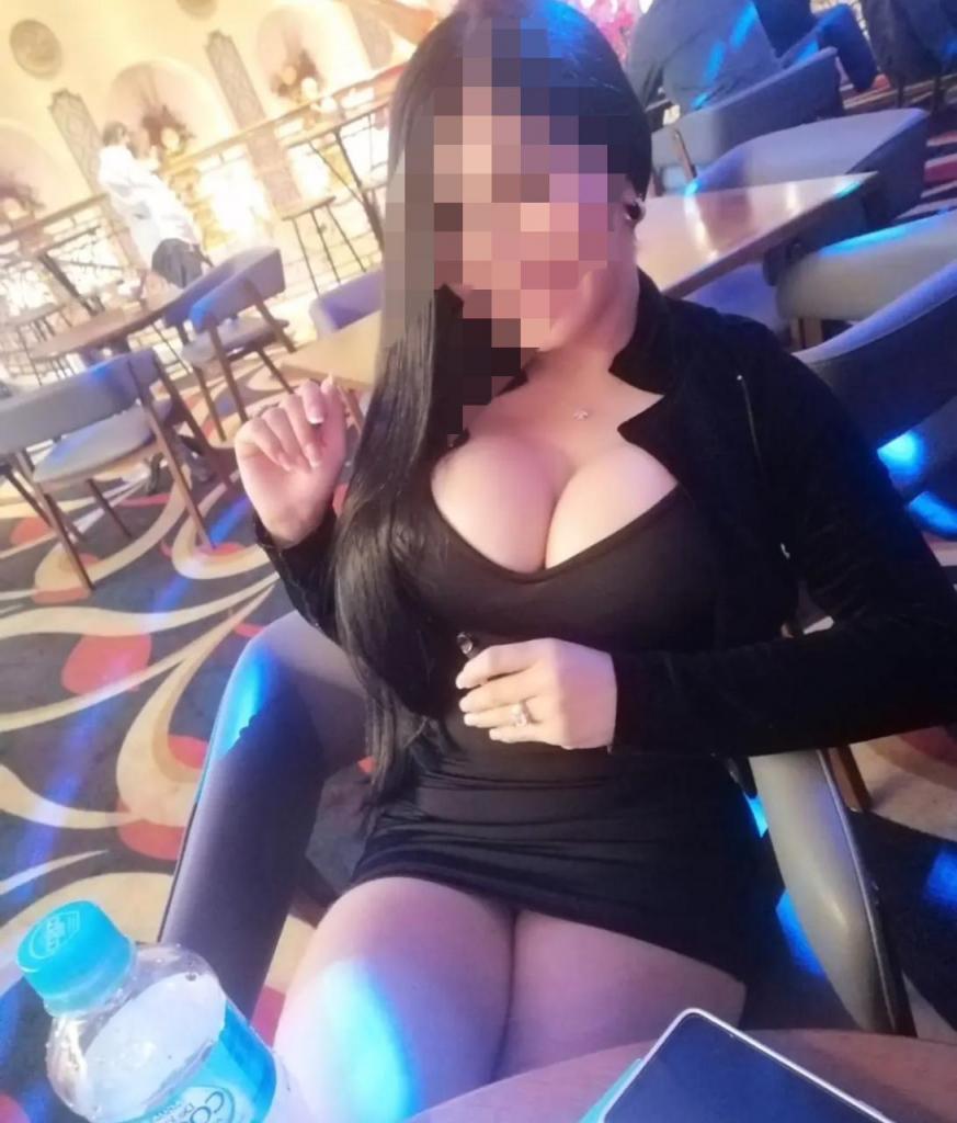 Chica busca chico en Lugo: 