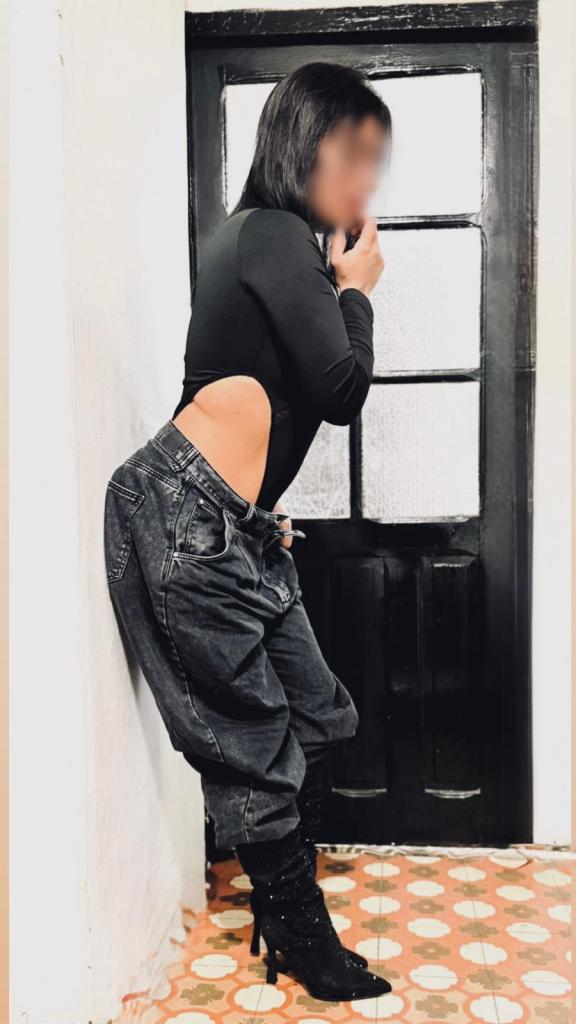 Chica busca chico en Huesca: 