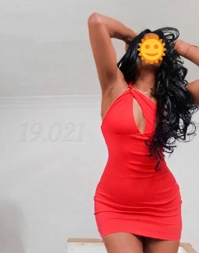 Chica busca chico en Tenerife: 