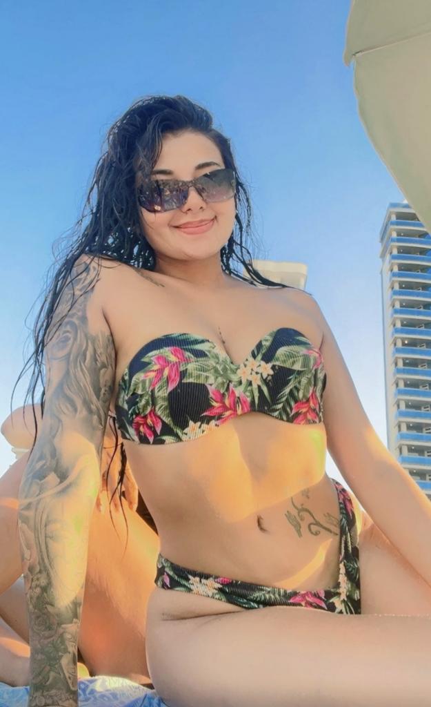 Chica busca chico en Alicante: Chica busca chico