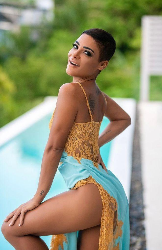 Chica busca chico en Barcelona: Chica busca chico