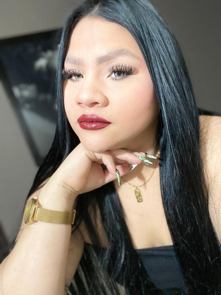 Chica busca chico en Sevilla: 