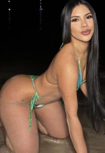 Chica busca chico en Ibiza: Chica busca chico