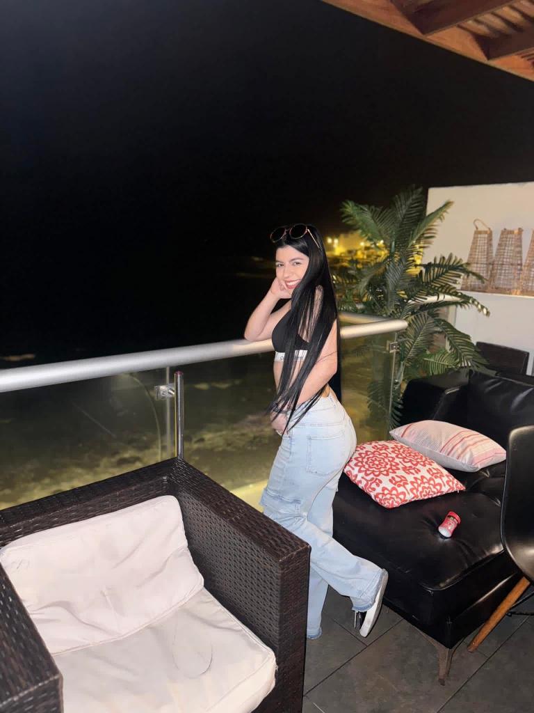 Chica busca chico en Sevilla: 