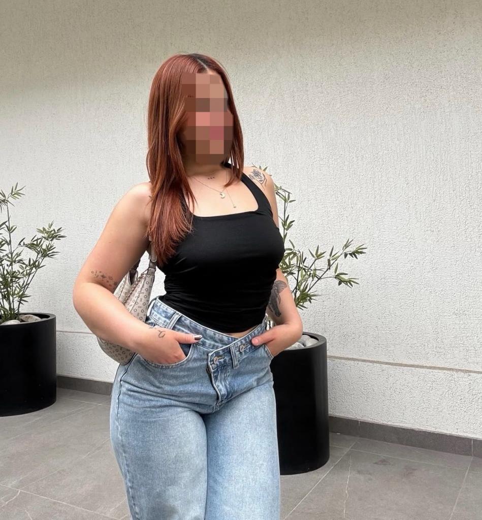 Chica busca chico en Sevilla: 