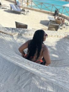 722230651: Chica busca chico en Barcelona