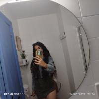 624994034: Chica busca chico en Sevilla