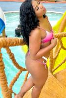 631760297: Chica busca chico en La Coruña