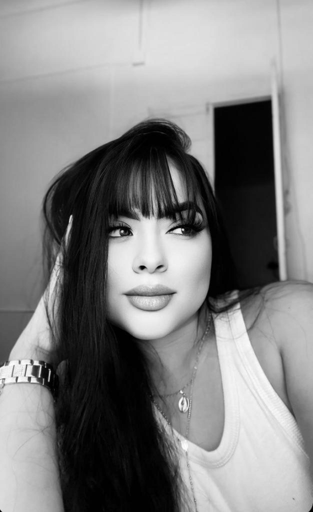 615508454: Chica busca chico en Barcelona