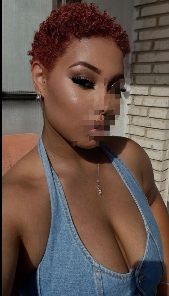 Chica busca chico en Huelva: 