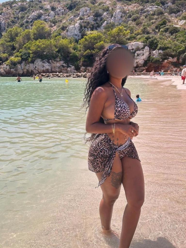 Chica busca chico en Granada: 