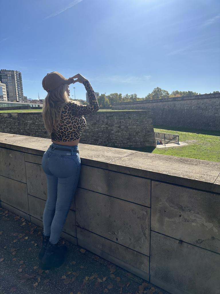 653249289: Transexual en Navarra