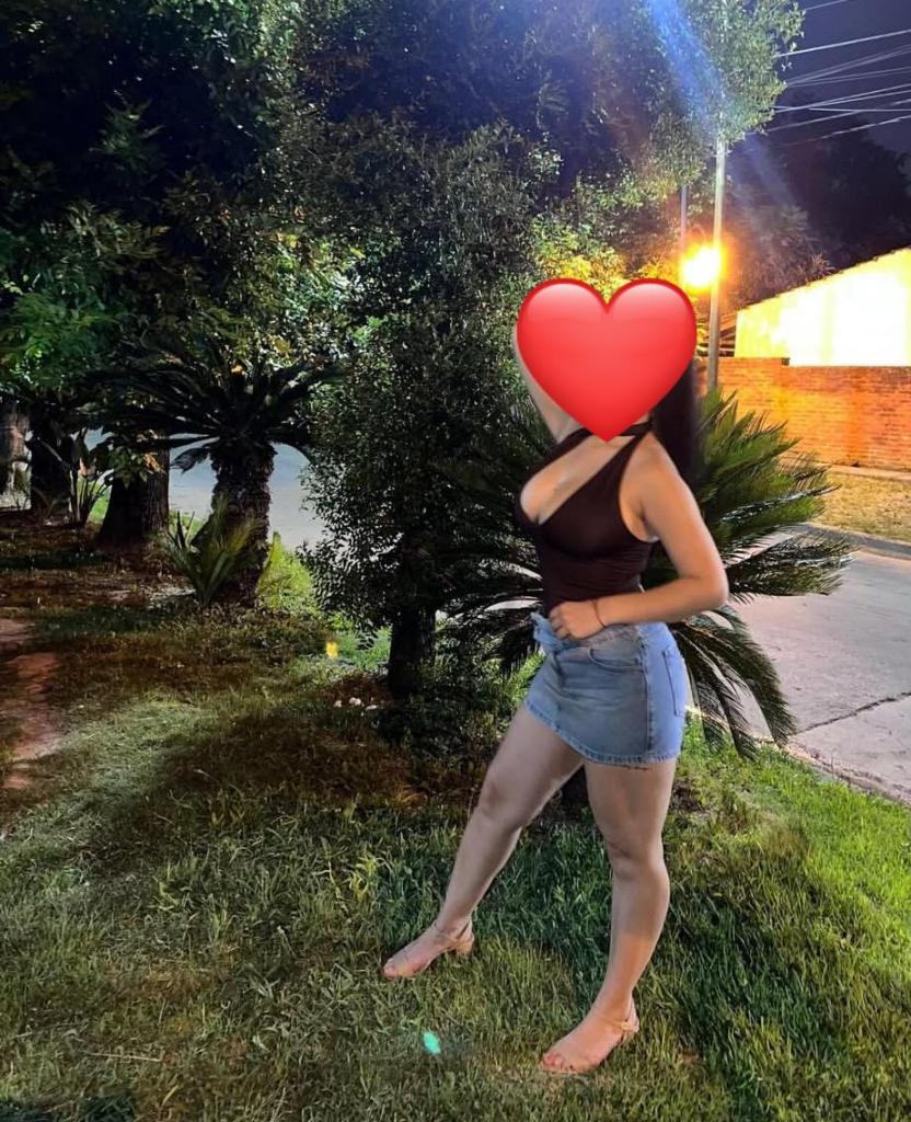 Chica busca chico en Tenerife: 