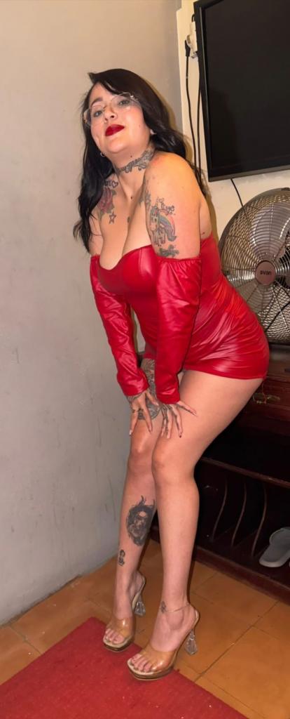 641230345: Chica busca chico en Barcelona