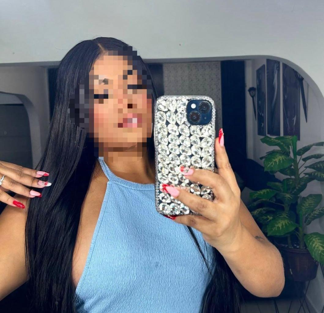 Chica busca chico en Tenerife: 