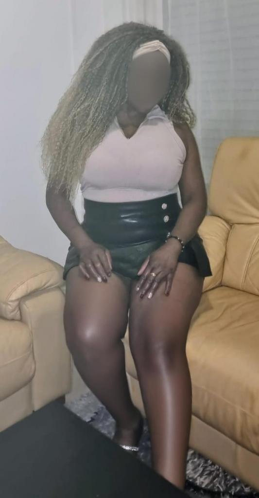 Chica busca chico en Sevilla: 