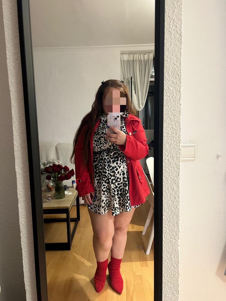 Chica busca chico en Granada: 