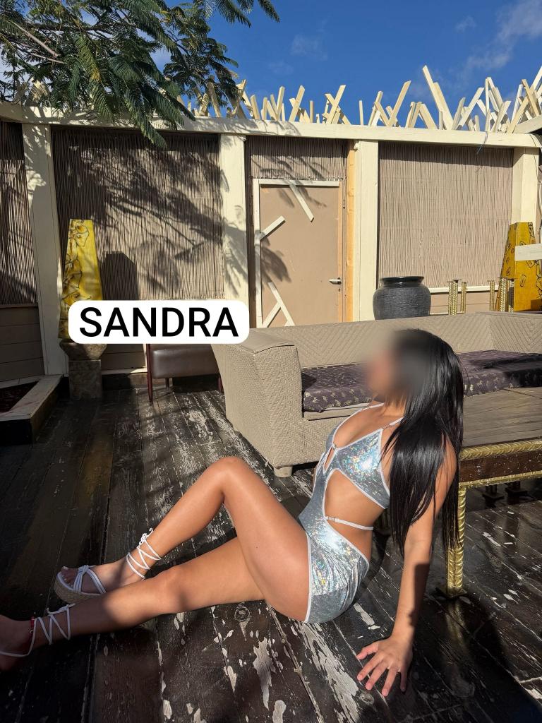 Chica busca chico en Cádiz: 