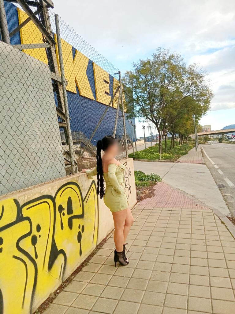 672503995: Chica busca chico en Murcia