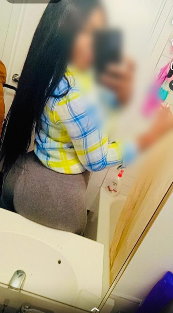 Chica busca chico en Jaén: 