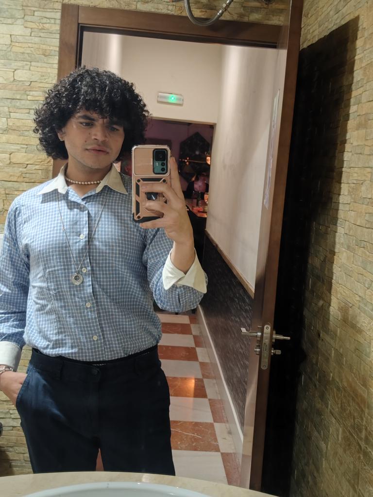 Chica busca chico en Cádiz: 