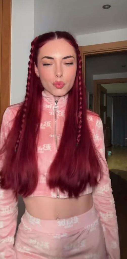 Chica busca chico en Almería: 