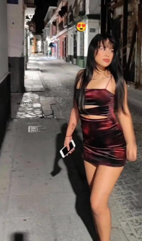 672145891: Chica busca chico en Cádiz