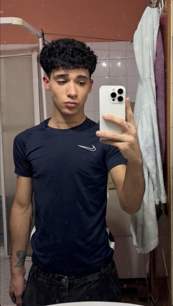 Chico busca chica en Málaga: 