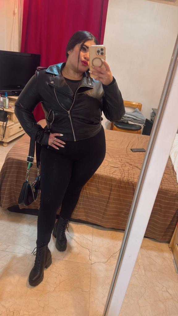 Chica busca chico en Sevilla: 