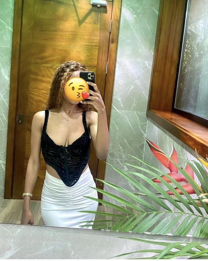 Chica busca chico en Almería: 